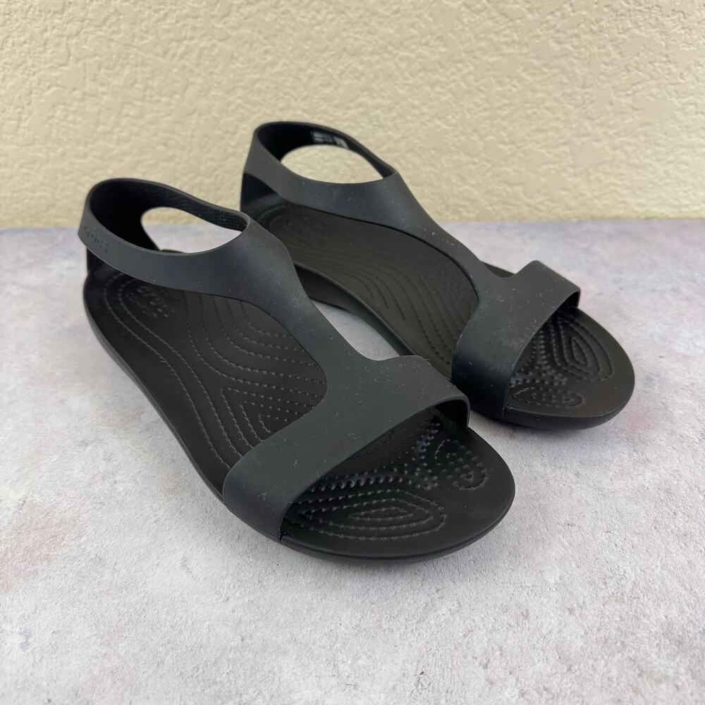 Crocs Serena Sandals Womens Size 8 Black Open Toe Beach Boardwalk T-Strap Shoes